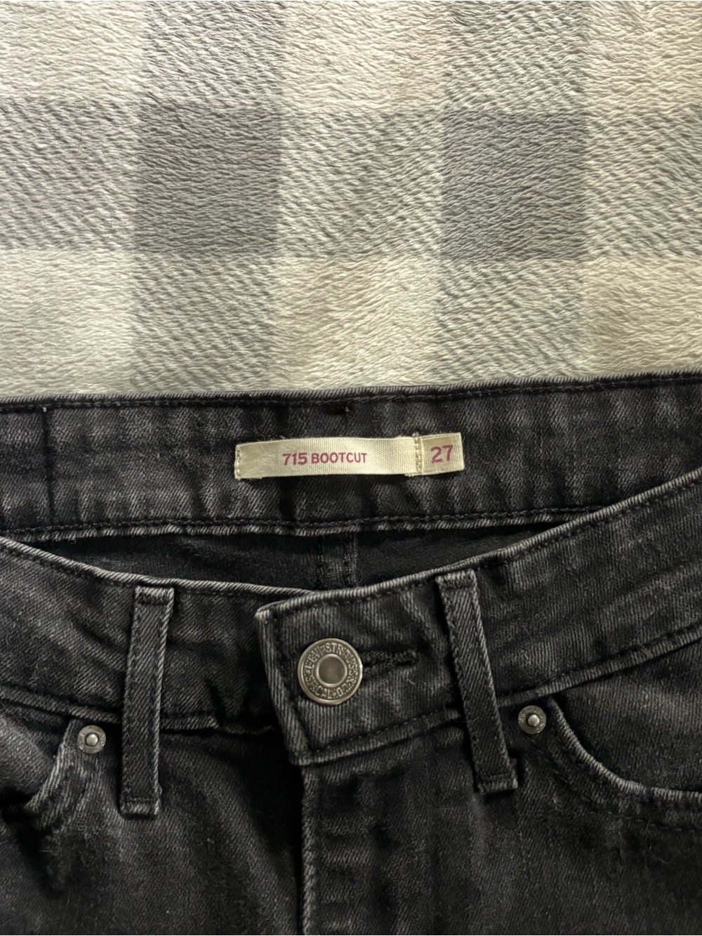 715 Bootcut Levi's